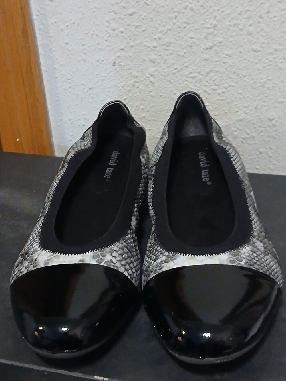 David Tate Women’s Snakeskin Print Leather Cap Toe Ballet Flats Size 8W